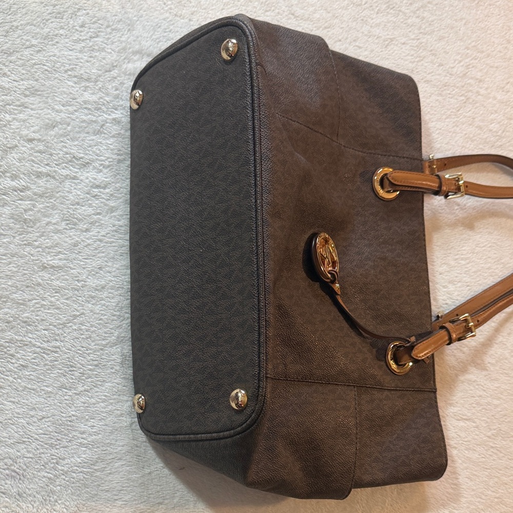 Michael Kors Marilyn Medium Dark Brown Tote with Gold Accents - Picture 4 of 12